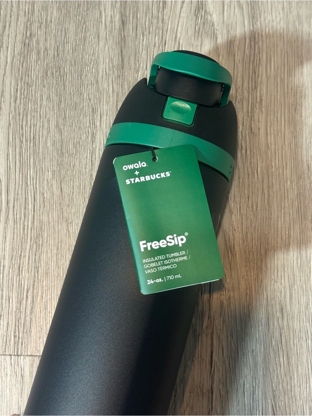 Starbucks x Owala FreeSip Black Water Bottle - Picture 4 of 6